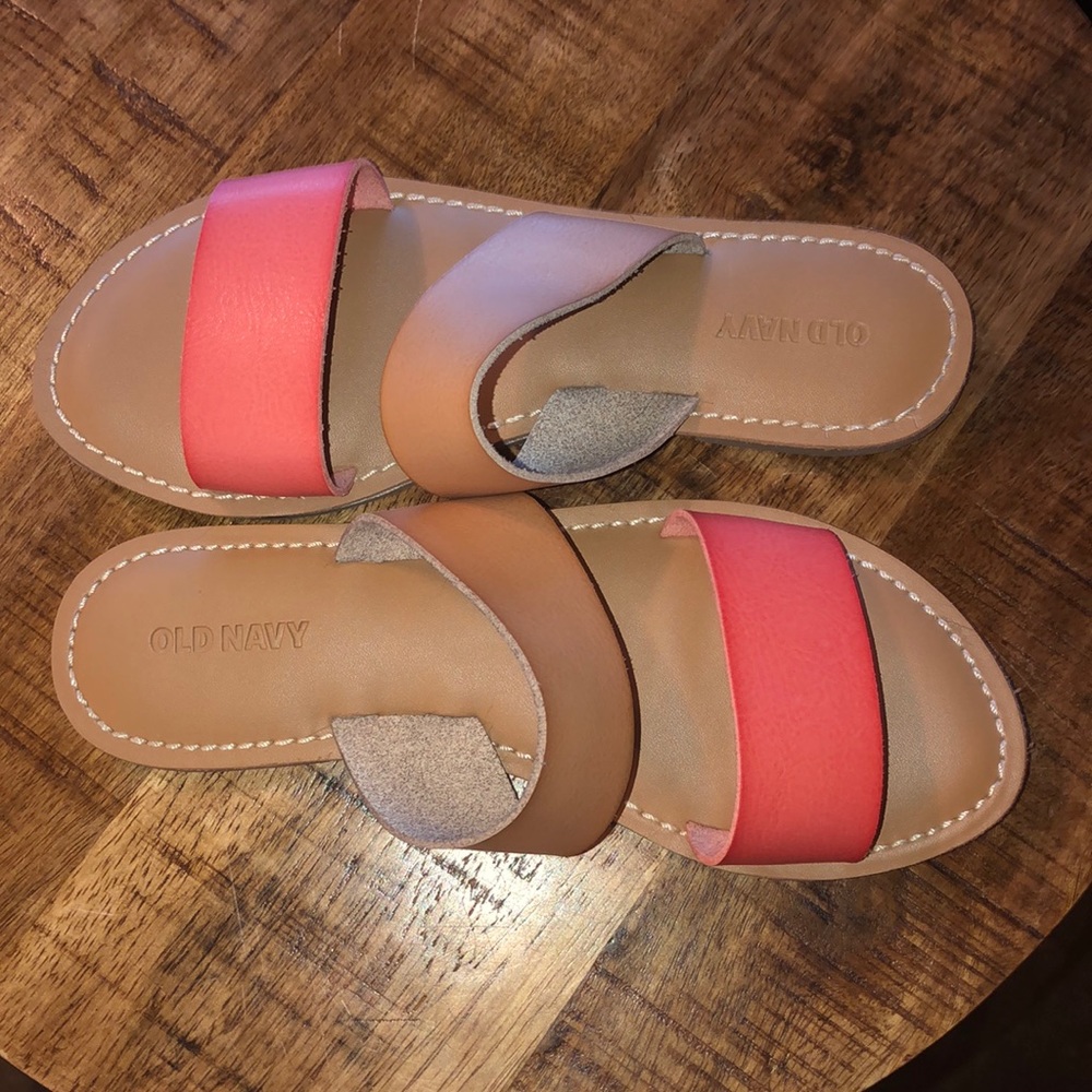 Old Navy slide sandals size 6